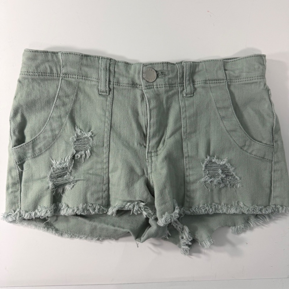 Boom Boom Jeans Sage Green Distressed Frayed Hem Denim‎ Shorts Size 9 DR2767